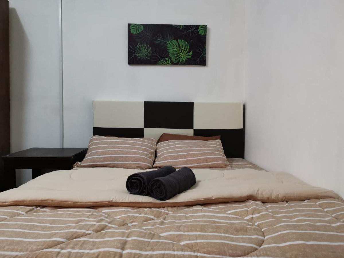 Sri Makmur Pontian Homestay Pontian Besar Exteriör bild