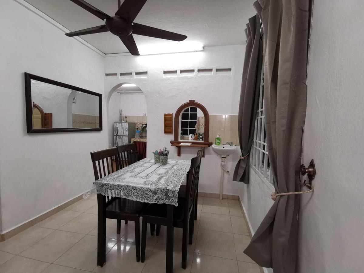 Sri Makmur Pontian Homestay Pontian Besar Exteriör bild
